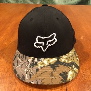 Fox Black Fitted Camo Hat
